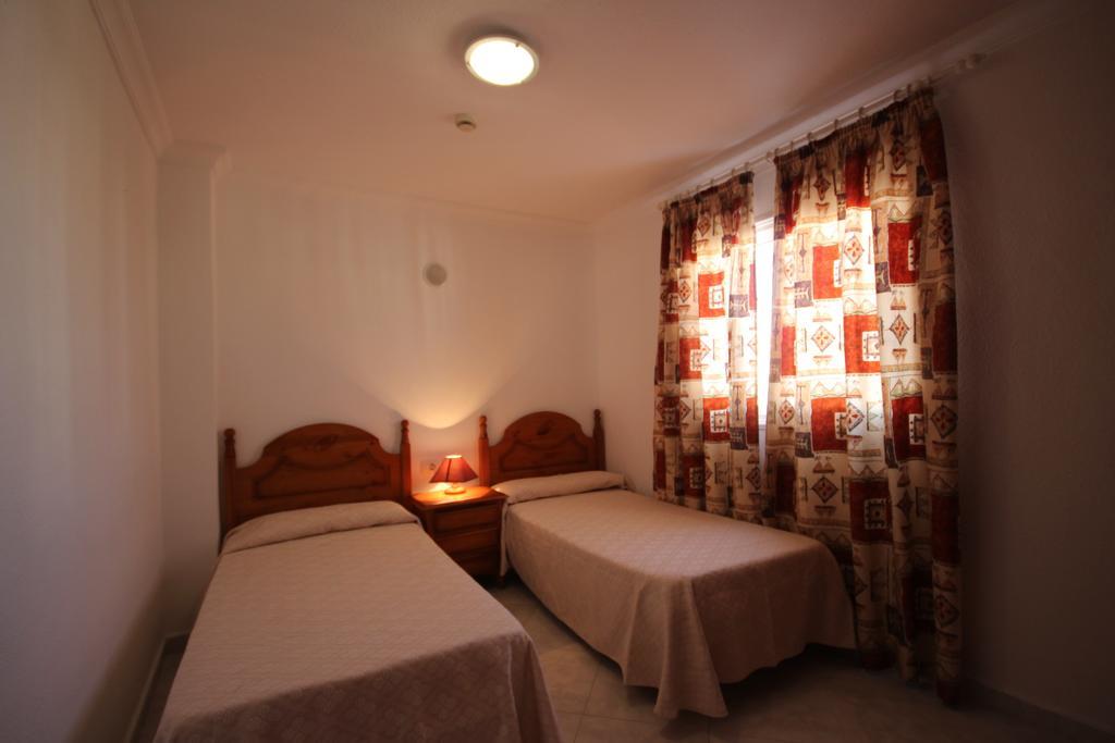 Apartamentos Isla Tenerife Sur (Adults Only) Tenerife Island 객실 사진