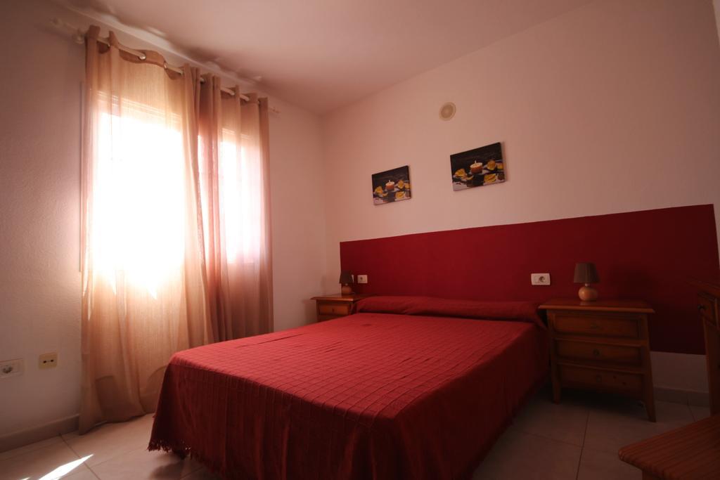 Apartamentos Isla Tenerife Sur (Adults Only) Tenerife Island 객실 사진